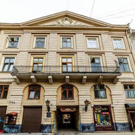 Vip Apartments ! Lviv Eksteriør billede