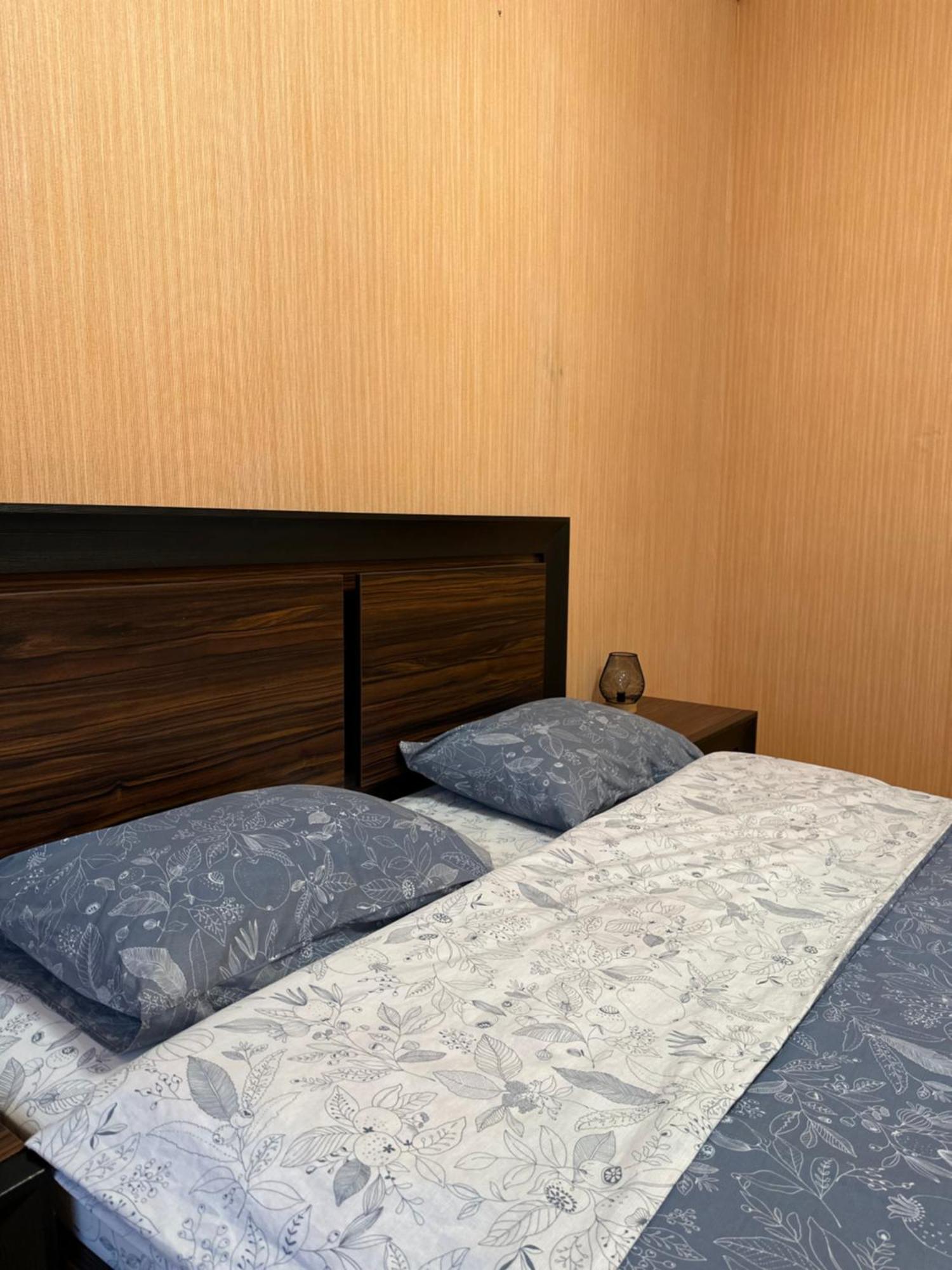 Vip Apartments ! Lviv Eksteriør billede